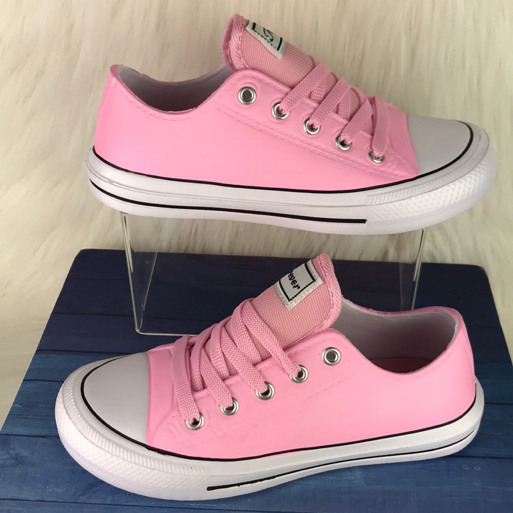 Classic Style Foam Sneakers